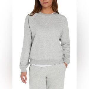 Gap Women's Crewneck Sweatshirt NWT